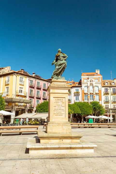Tras los Pasos de Cortes